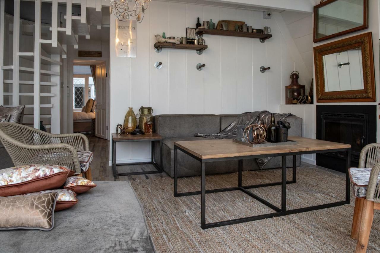 Salt Boutique Guesthouse By Curiocity (Adults Only) ブロウベルフストランド エクステリア 写真