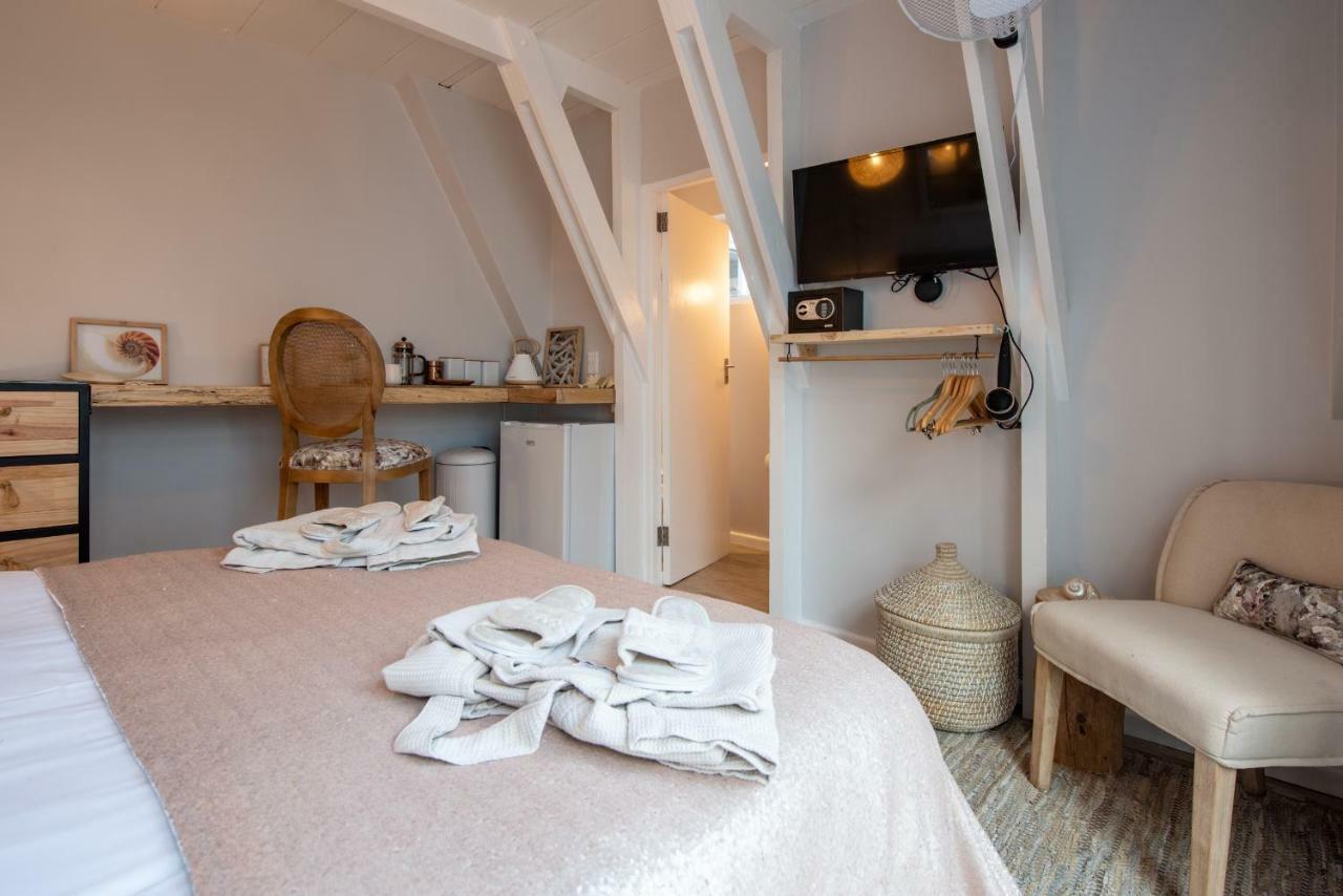 Salt Boutique Guesthouse By Curiocity (Adults Only) ブロウベルフストランド エクステリア 写真